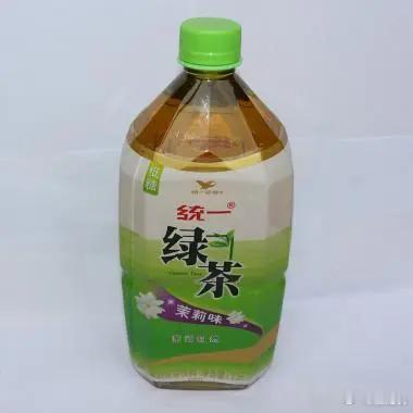 #3元的饮料终究是错付了#4块一大桶的绿茶永远是第一选择。 ​​​