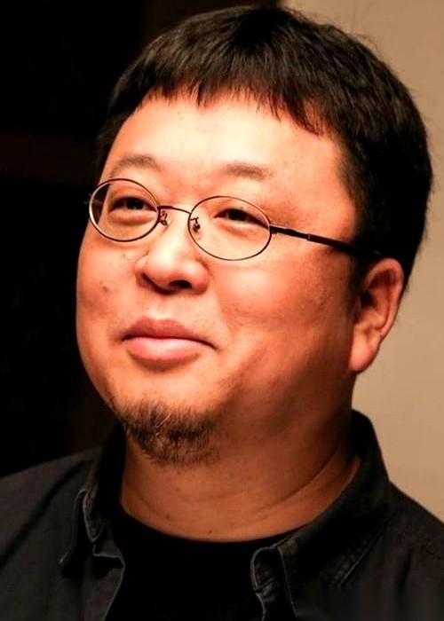 一个人，能记恨另一个人多久？
13年前，项立刚因为拿不出证据，公开给罗永浩道歉。