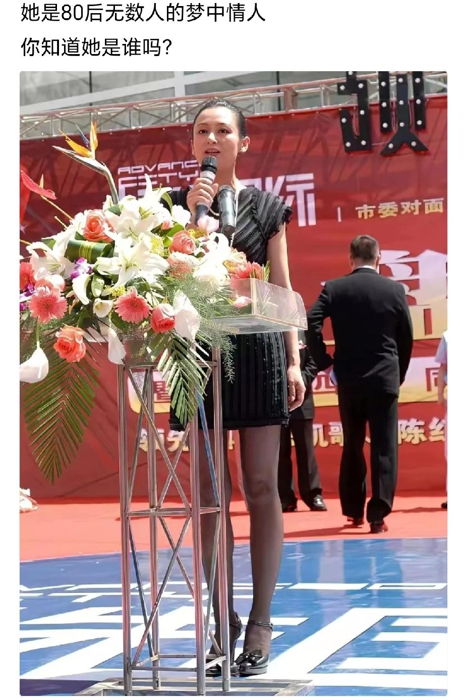 她曾是很多80后男人心里的梦中女神，不但人长得漂亮，演技也非常的好，出演过不少让