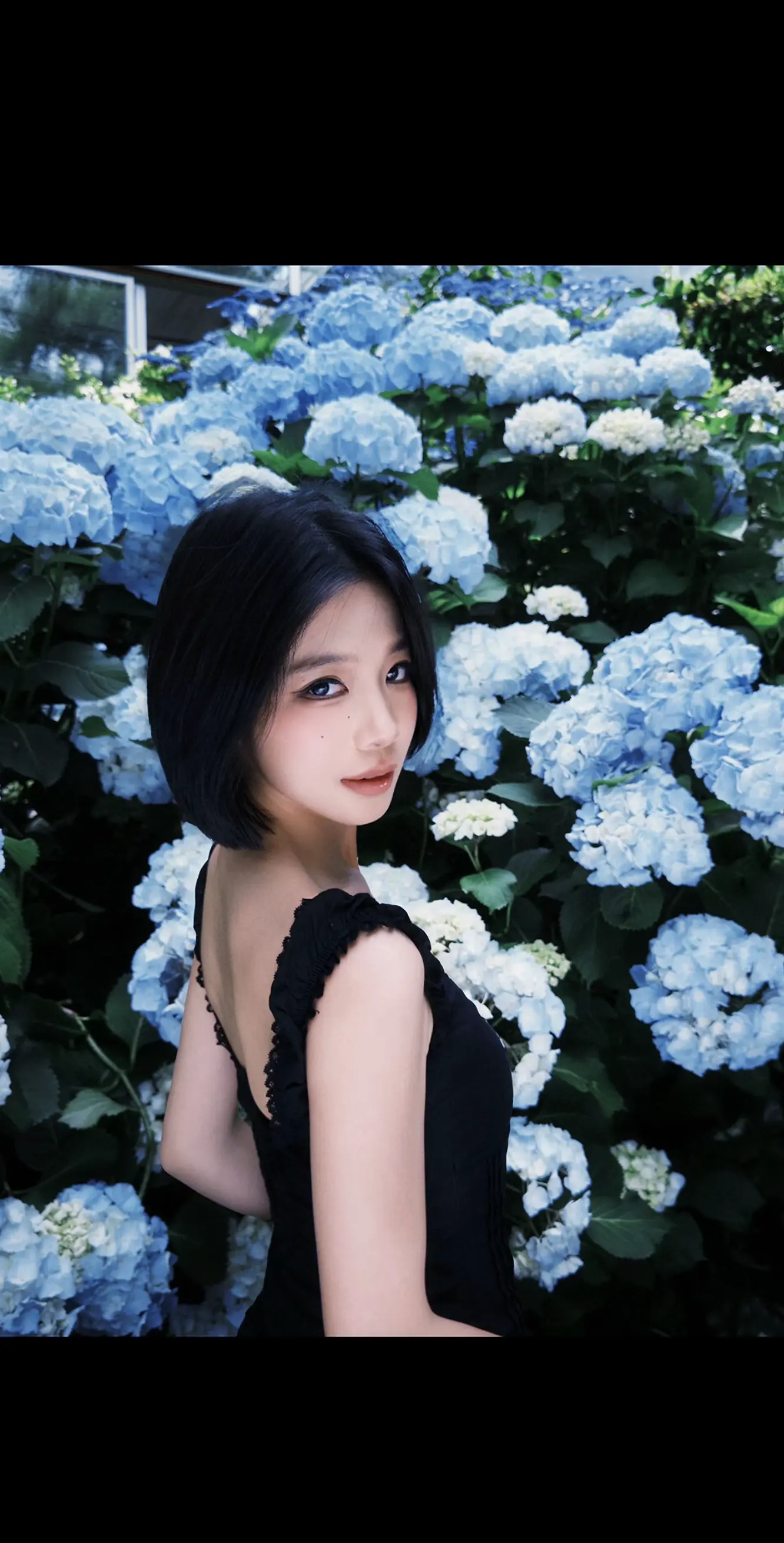 不用太担心我的生活 我太爱我 所以到哪里 我都不会难过