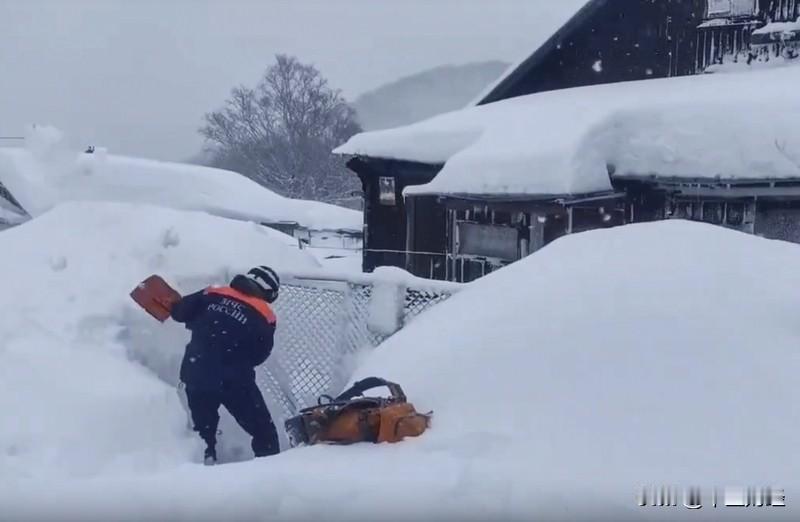 【历史罕见！】2026年1月19日，俄罗斯堪察加半岛遭遇146年来最强暴雪，彼得