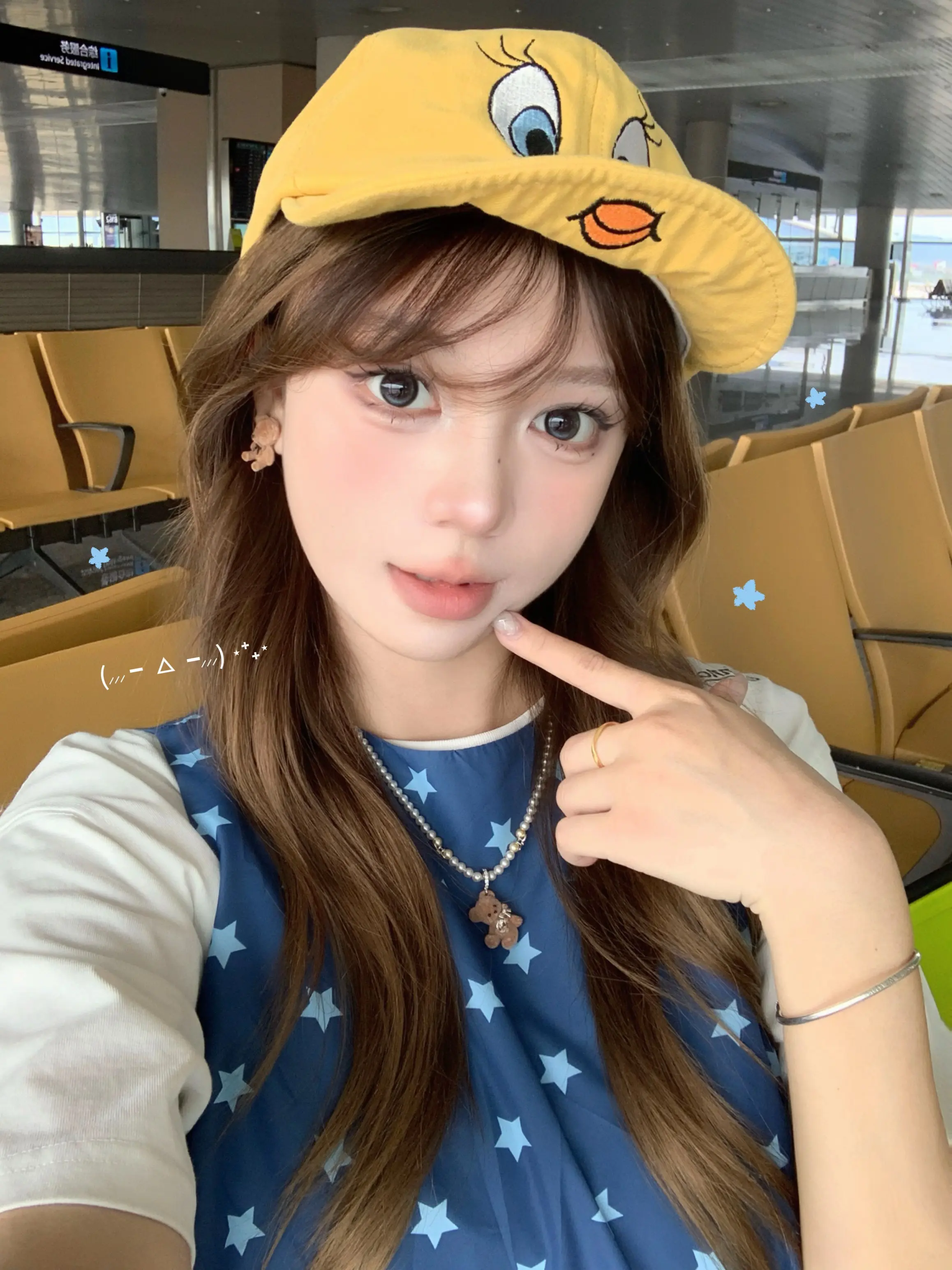 ˚ ༘ ♡ ˚꒰ 🐾〻♡。一些等待登机嘟拍照姿势嘎～