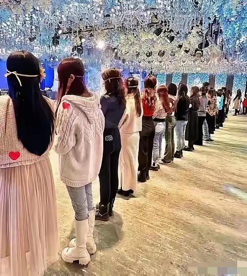 男生相亲，听到女生喜欢旅游就会很抵触？

每个人都有自己生活的权利，无可厚非。
