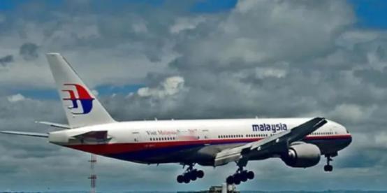 消失11年多的马航370今天突然爆出个炸锅消息，马来西亚刚官宣12月30号，这架