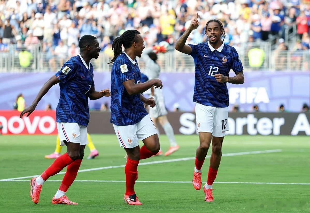 四连胜晋级！法国3-0轻取瑞典，姆巴佩两球刷新多项纪录，奥利塞解锁68年纪录7月