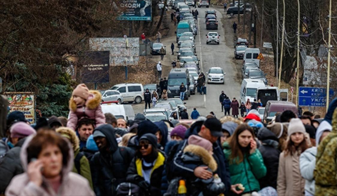 乌克兰的人口数量已经拉响警报，这种状态再持续下去，用不了多长时间，也许乌克兰的土