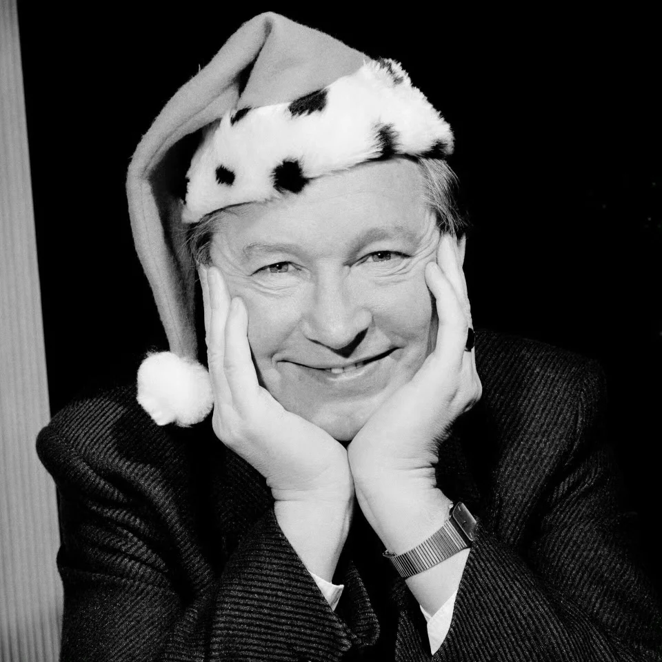 20 多年前曼联的圣诞节，弗爵爷目光笃定，小贝青春俊朗，王老吉灵动初显...