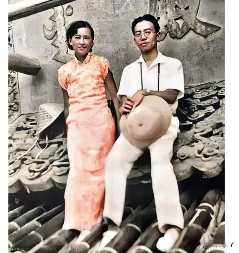 这张照片太真实了，看看年轻时候的林徽因与梁思成吧！别再被电视剧里的外貌迷惑了