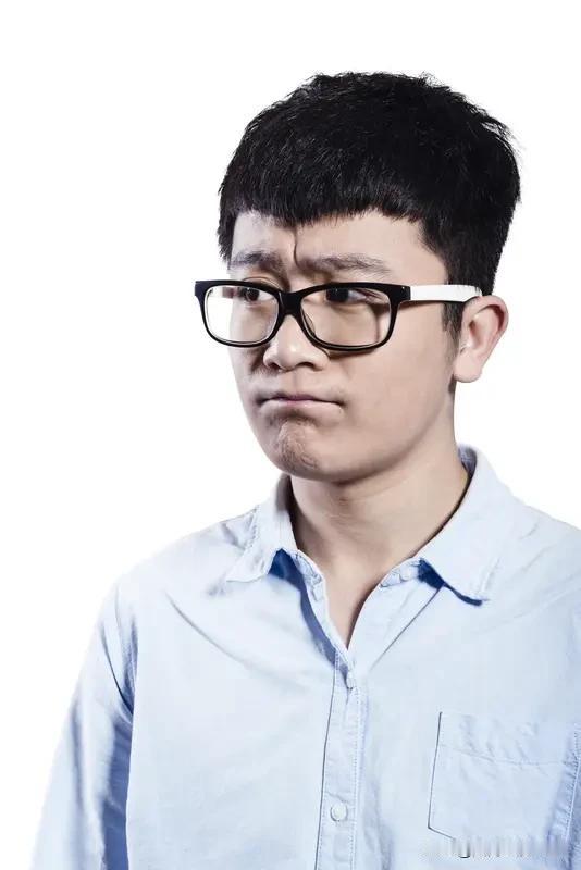 宁波这22岁小伙找32岁离异带双胞胎的女人，好多人都觉得他窝囊。小伙虽说工资到手