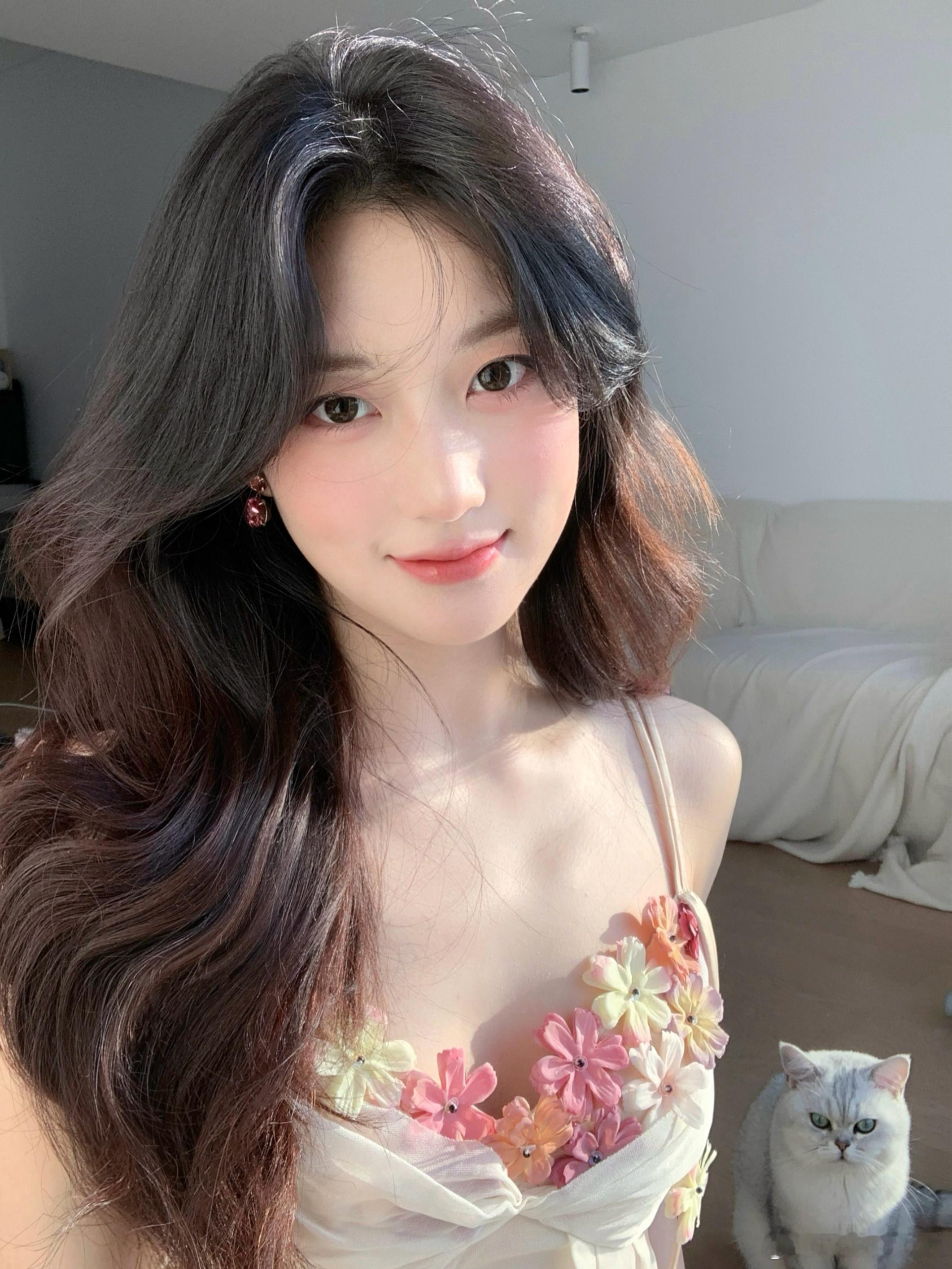 最近瘦了好开心！[爱你]#新星闪光计划# ​​​
