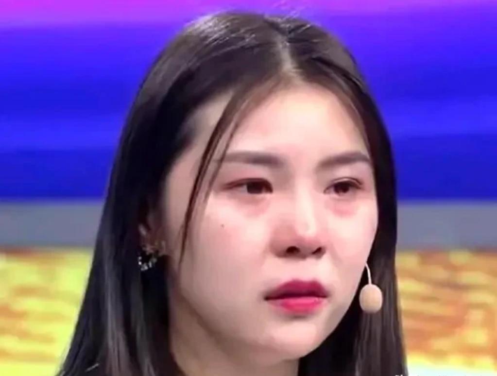 2018年，山西男子带妹妹旅游回来后，便对女友说：“分手吧！”之后，和妹妹一起消