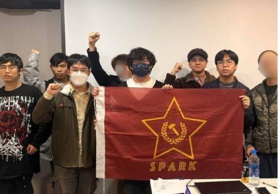 台湾一群青年成立“台湾革命共产党”，主张推翻岛内统治阶级，就在1月21日，脸书粉