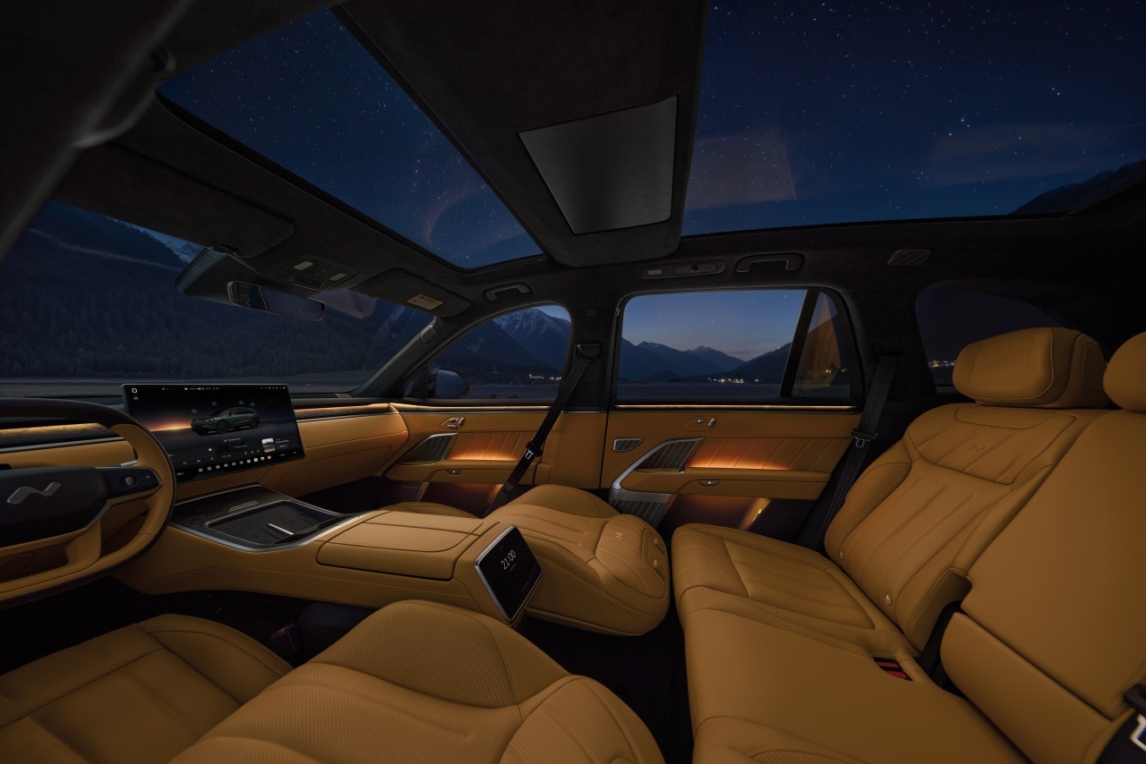 中国大五座suv空间奇迹乐道L80双舱超级大五座  4月28日杭州，乐道L80正