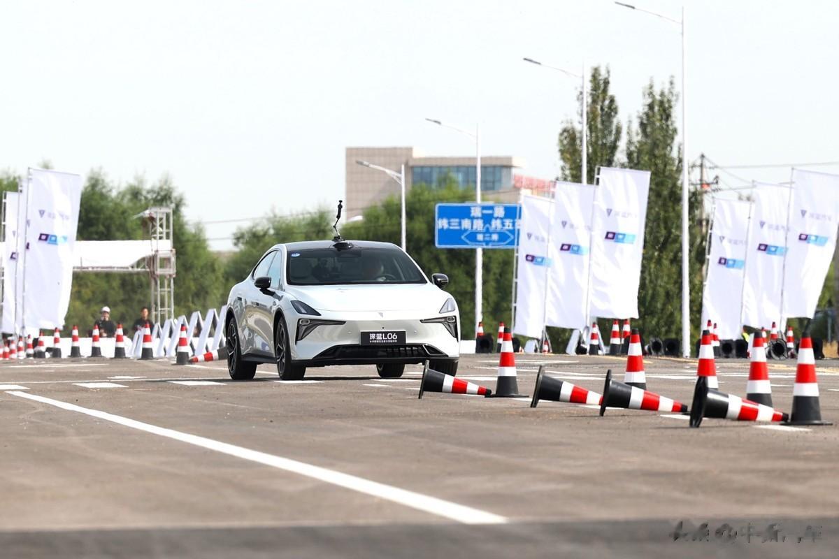 京西智行携手深蓝汽车，解密磁流变技术