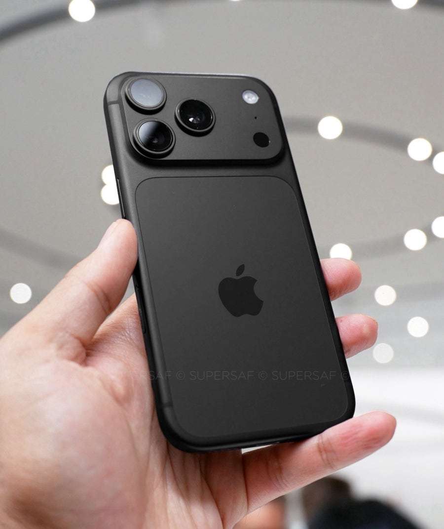 一比一的比例复刻一下黑色 iPhone 17Pro Max，你们会买单吗 ​​​