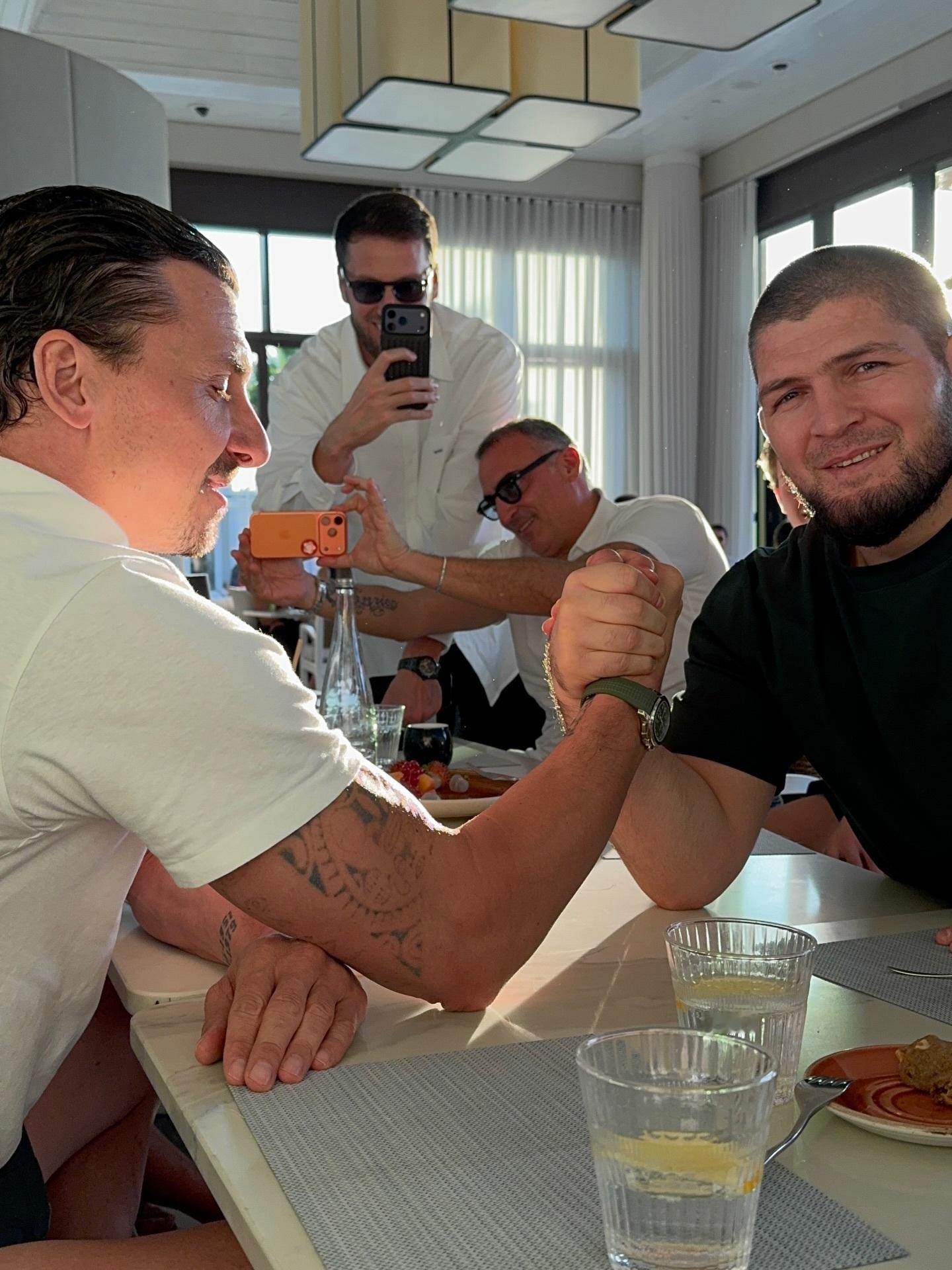 【👊🏻】 ⚽ 兹拉坦与“小鹰”。🥊sempremilan