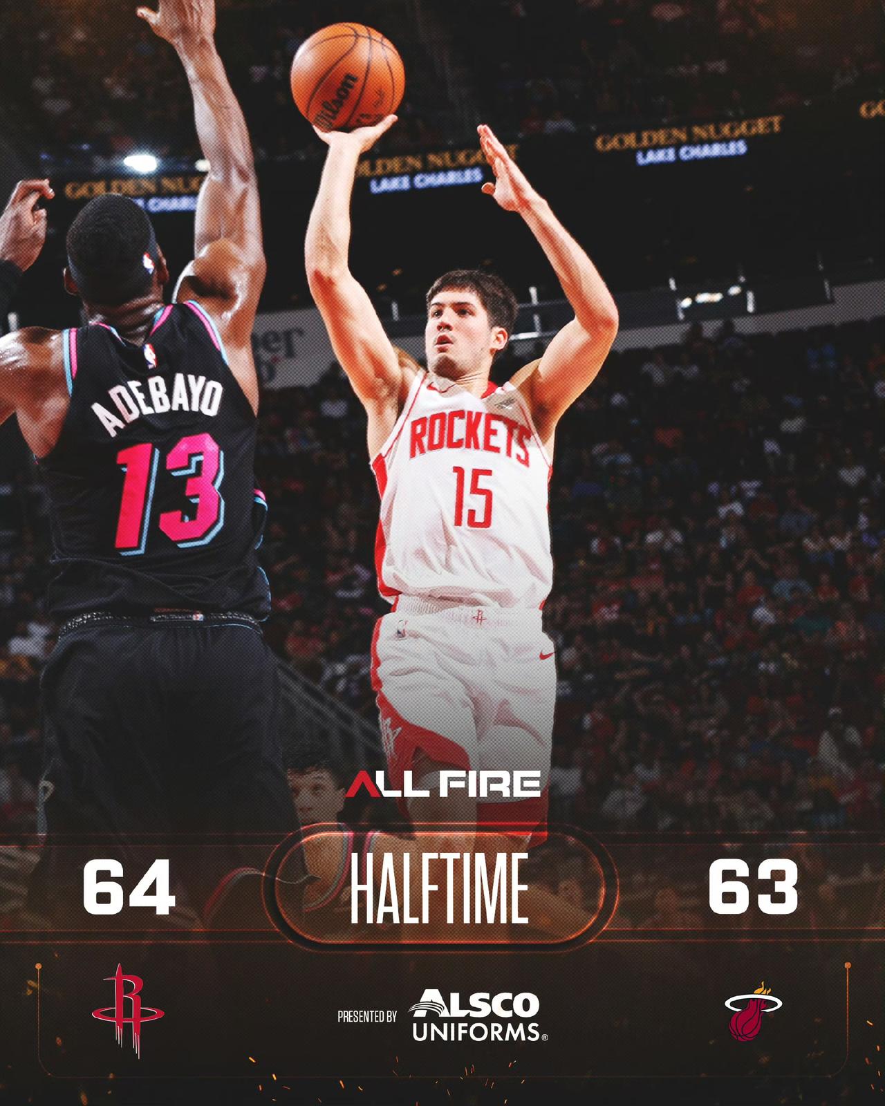火箭半场64:63热火。
火箭被热火快速转换办法不多，篮板丢的毫无办法，热火进攻