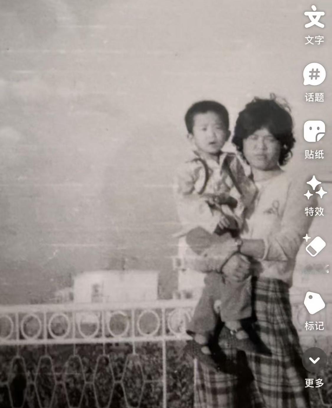 50年代的我21岁时被现现任老公求爱，当时我什么都不懂，妥妥的处女，没谈过对象，