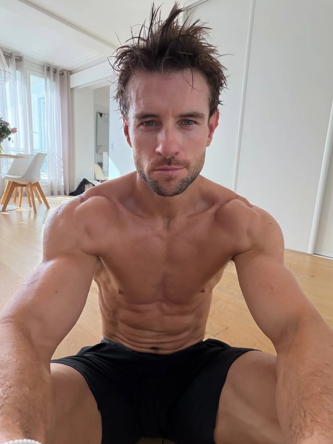 Ryan Ball 我和超模的午后
