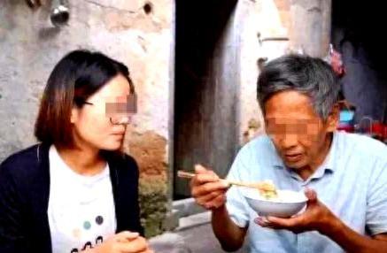 “法律上没禁止就行！”浙江宁波，一位公公与儿媳意外擦出火花，两人决意挣脱世俗束缚