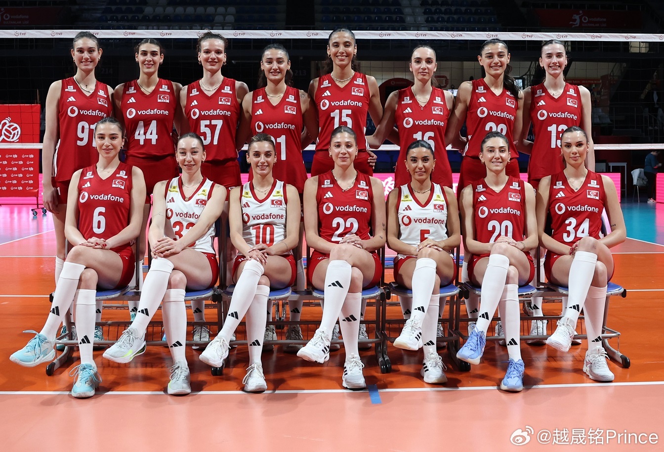 排球 🏆 平衡杯四国女排赛今晚开战（以下均为北京时间）。越晟铭邀您收看直播，请