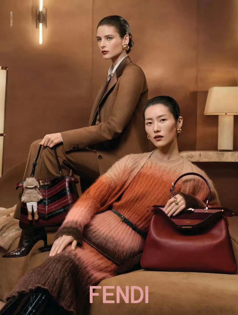 VOGUE Hong Kong August 2025 投放 ​​​刘雯 ​​​