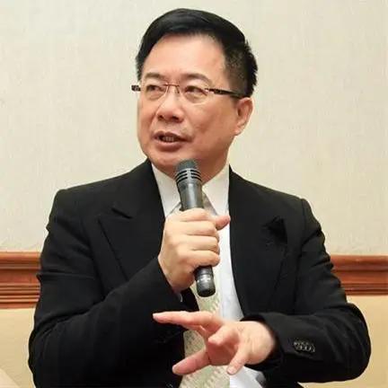 没想到，台湾名嘴蔡正元的认知，还停留在愤青的水平。
他说："好战必亡这句话我不承