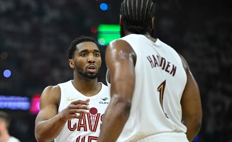 5月8日NBA东西部半决赛G2继续展开，活塞主场对阵骑士，目前系列赛1-0领先；