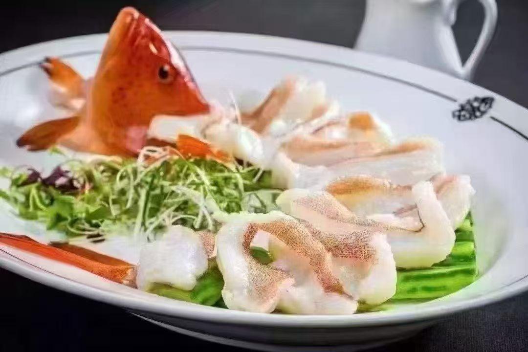 精致海鲜拼盘，色彩缤纷，美味诱人！🍤🍤🍤