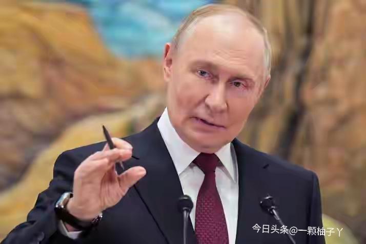 随着中东局势持续紧张，伊朗对霍尔木兹海峡加强了通行管控，西方船只通行大幅受限，全