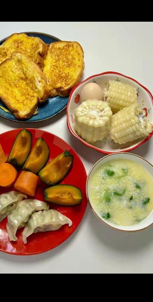 糖尿病真的太难了。
老公糖尿病好几年了，今天早上吃了一碗粥，两个鸡蛋，两个油炸糕