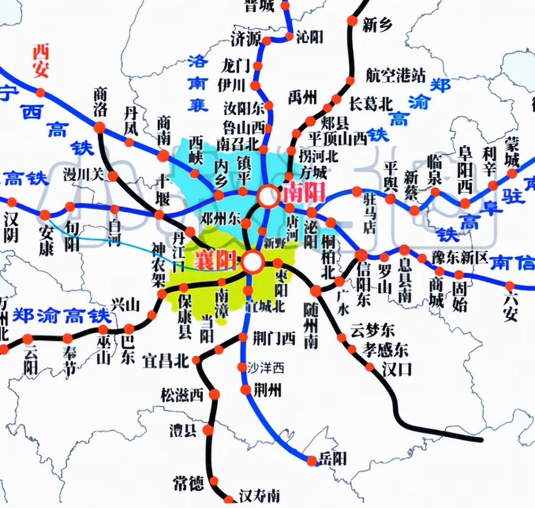 明明南阳的辖区面积、人口数量都要比襄阳多得多，但襄阳却成为了全国性的交通枢纽，而