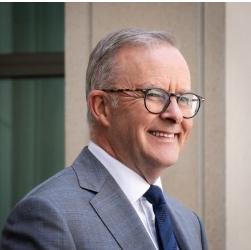 澳大利亚不等了！总理阿尔巴尼斯直接跟中方通电话，希望能进行双方合作应对这次危机。