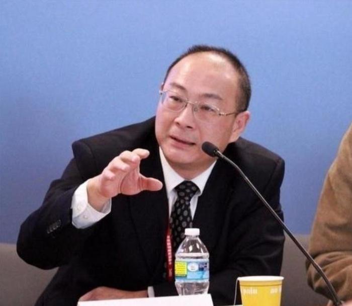 中美台海开战，周围国家会怎么站队？金灿荣：看情况如果中国武统台湾，美国一定要强行