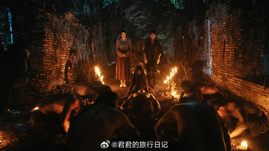 闲来无事，凌晨一口气追完了去年网飞的华语剧《回魂计》。去年上线时，碰巧在外旅行，