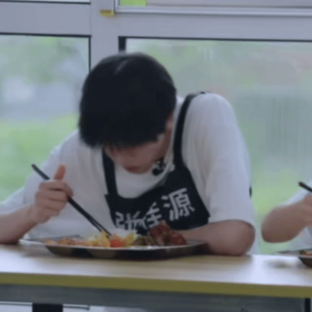 下次吃什么别太贵 