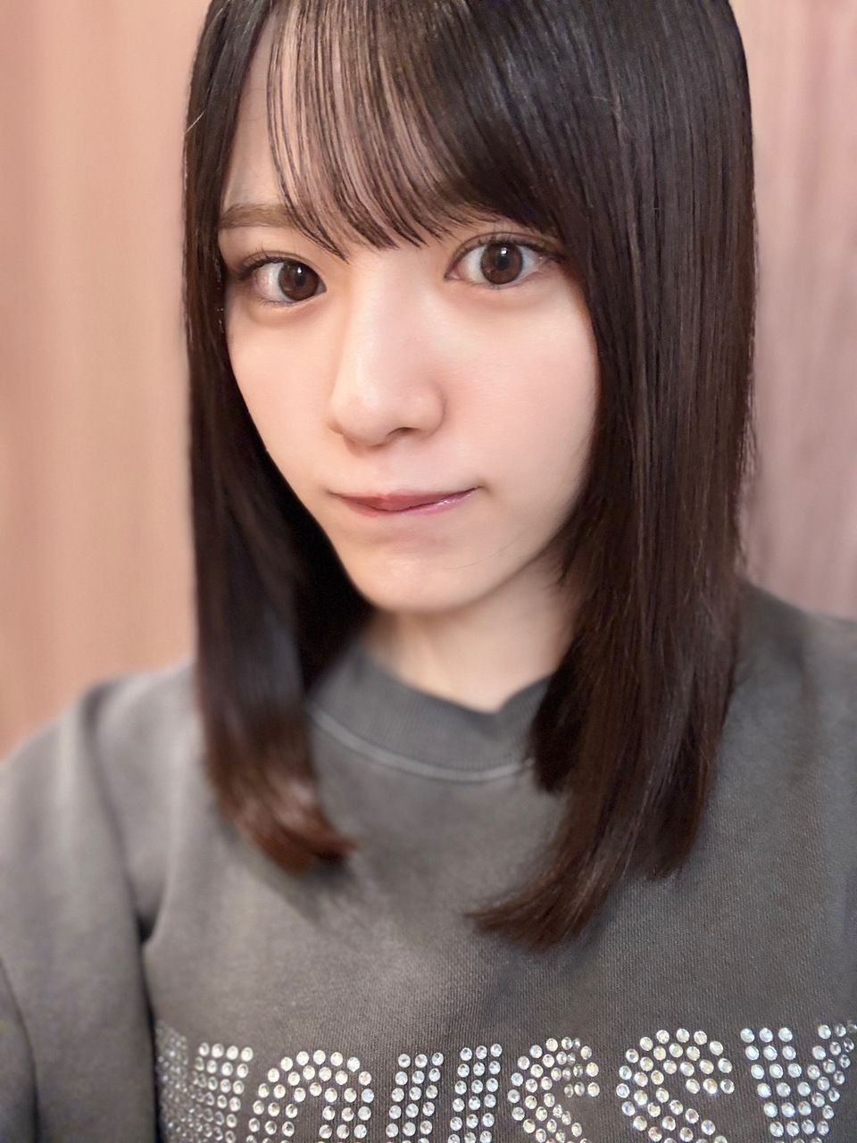 大越ひなの「秋に抗いたいよー。時間経つの怖いよー。最近上向いたり下向いたりしなが