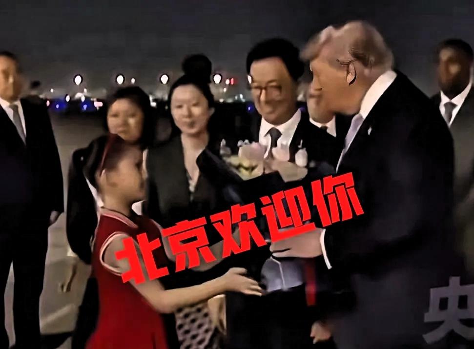 这个红衣服的女孩，这几天可以不用做作业了吧，哈哈，这场面可以炫一辈子了吧。
 