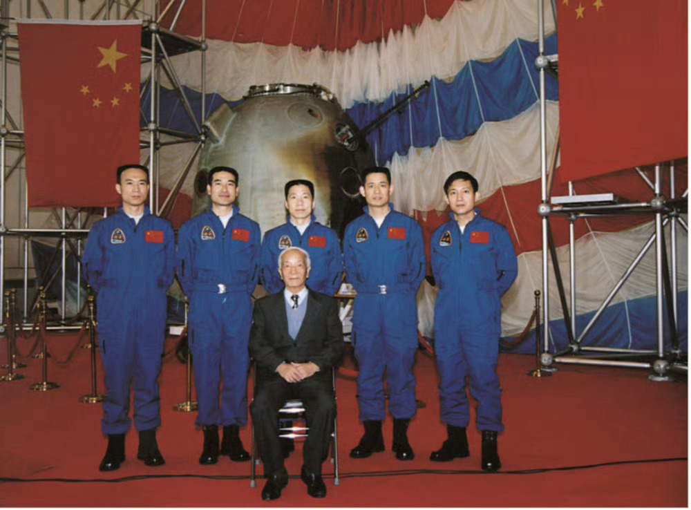 两弹一星元勋王希季逝世他是我国空间技术的创始者和组织者之一； 他是我国第一枚探空