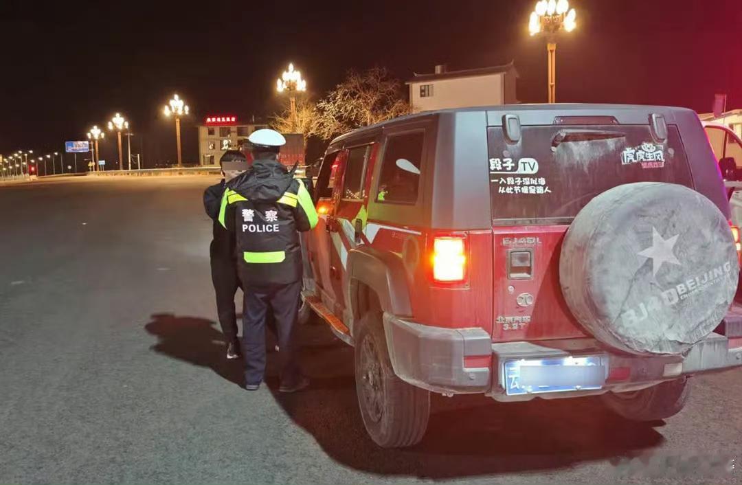 【暖心警事｜护航故障车辆、守护迷途老人大理交警紧急救助践初心】2026年3月9日