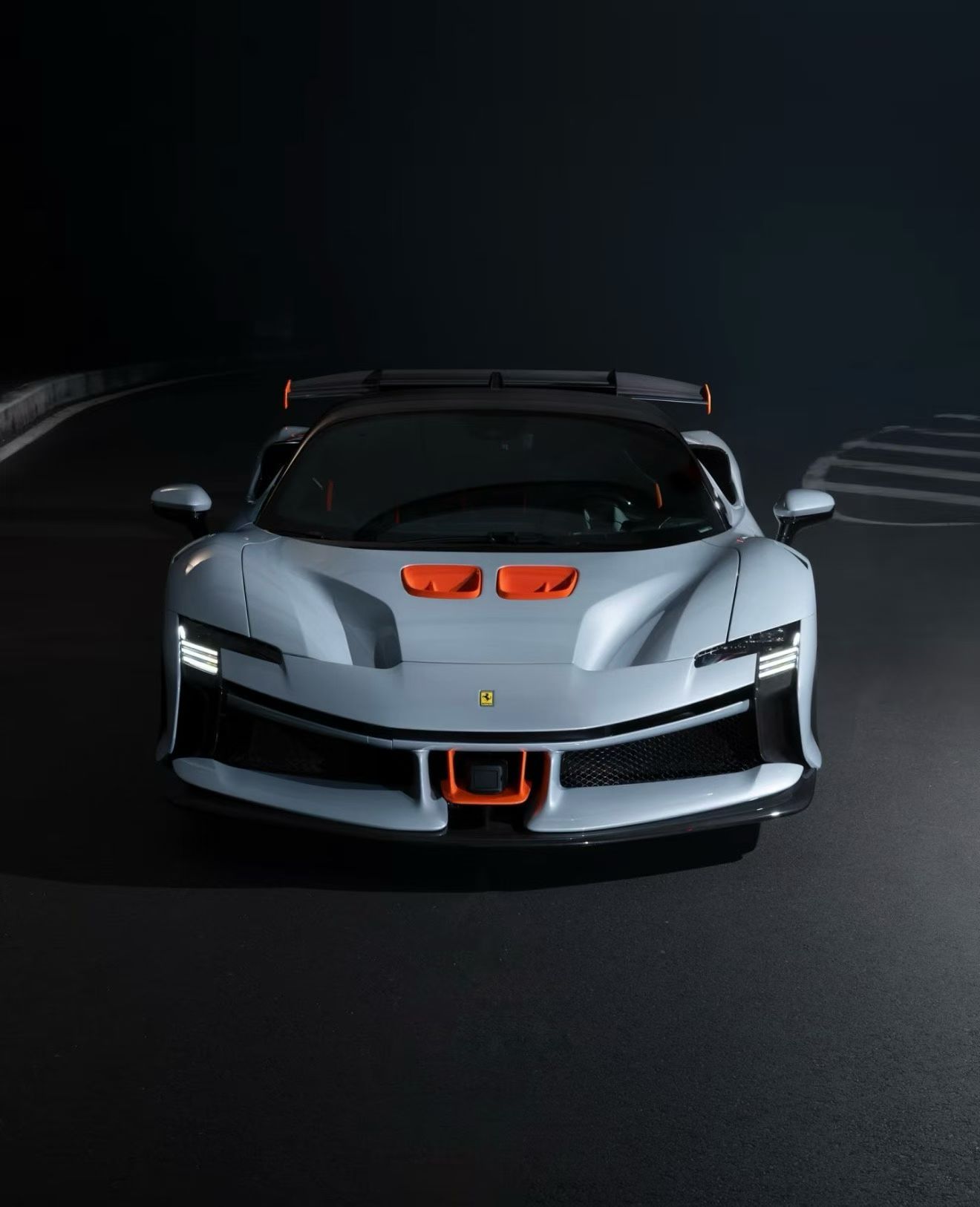 法拉利(ferrari) SF90 XX STRADALE  可售状态我与汽车的
