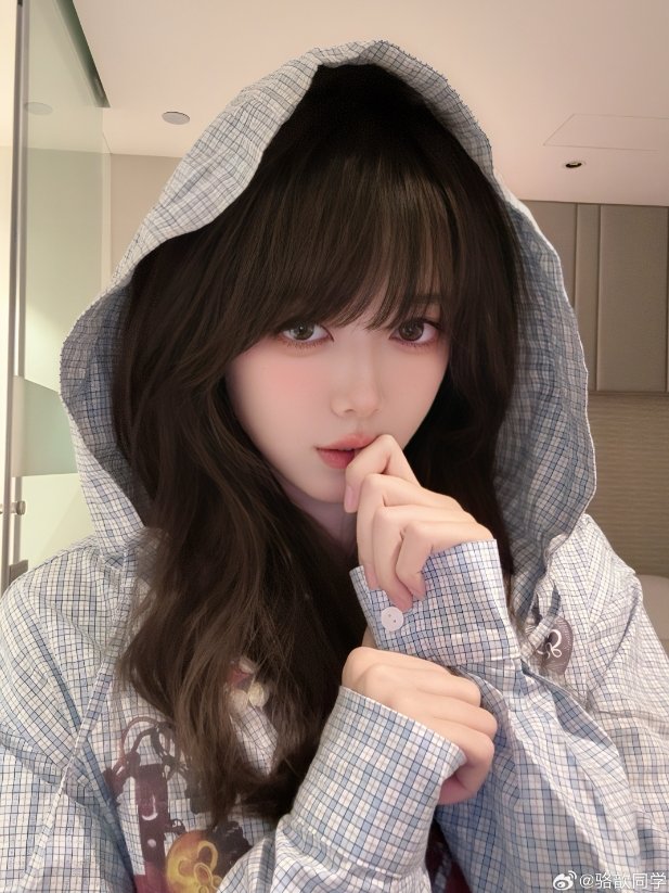 主持骆歆晒自拍：更新自拍 爱看不看[doge][doge]朱开爆料fpx退出lp