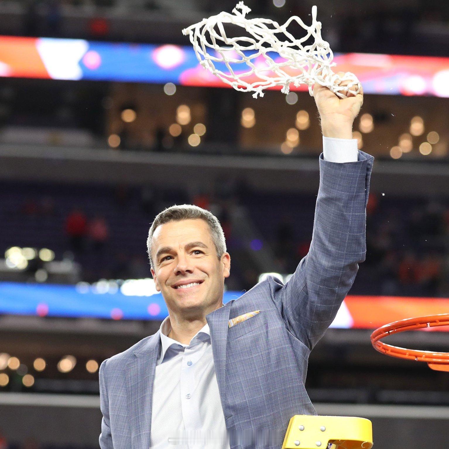 Shams：湖人队已任命前弗吉尼亚大学男篮主教练托尼·贝内特担任罗布·佩林卡的N