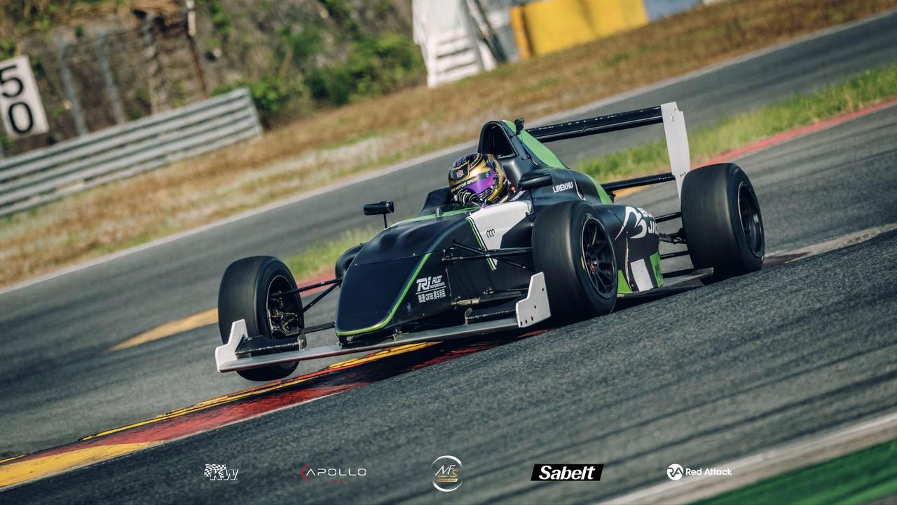 锦湖 ECSTA S700 赛胎深度分析：2026F4 宁波高温 / 雨天两种工