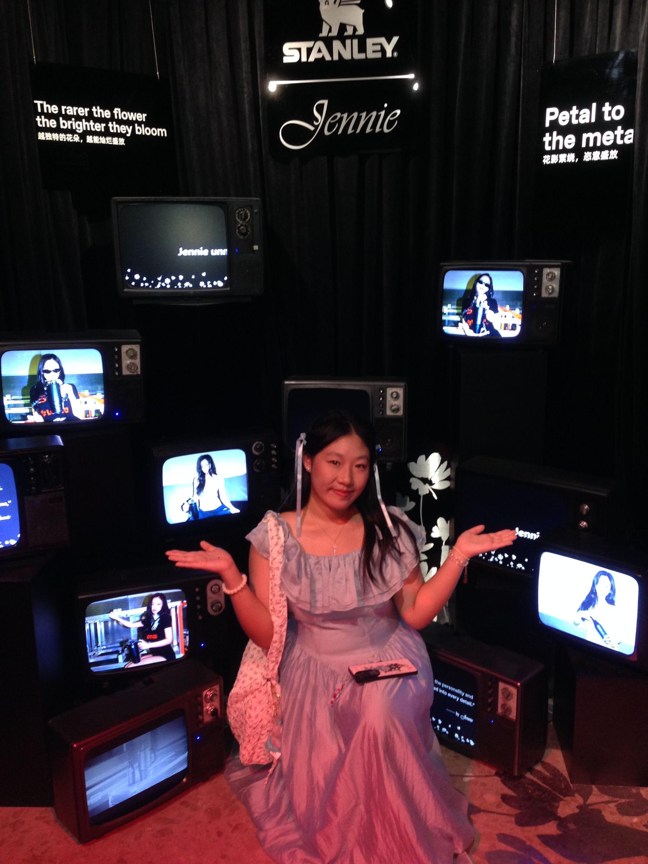 25年照片精选 爱你老己 我们26年继续出片好吗 好的