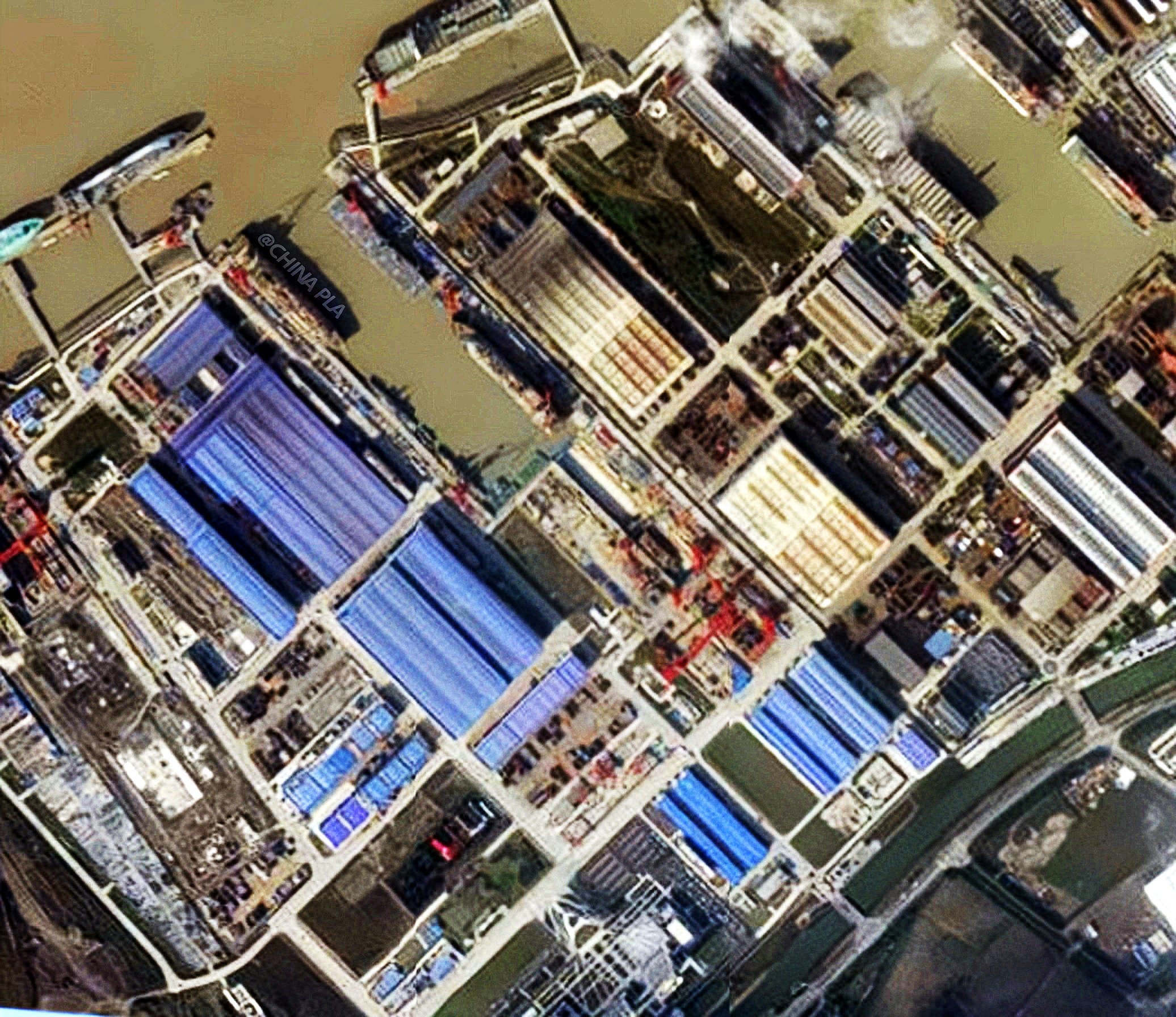 11月10日卫星图，076已经完全画好线了 随时准备进行首次试航，可以关注航警通