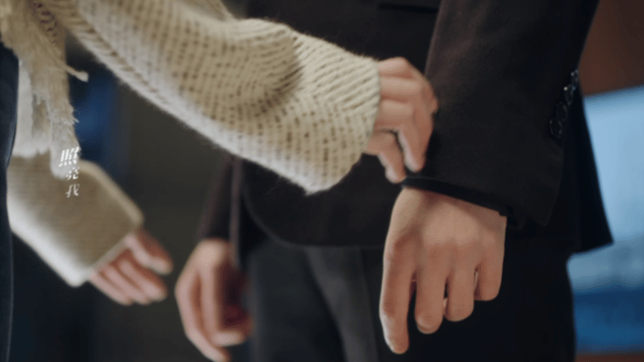 #郑书意奖励一个踮脚吻#《以爱为营》啊啊啊啊啊啊啊啊啊啊郑书意你真的要甜到我了#