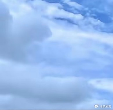 每日一善[超话] 在我们追求梦想的道路上，总会遇到各种各样的困难和挫折，但只要我