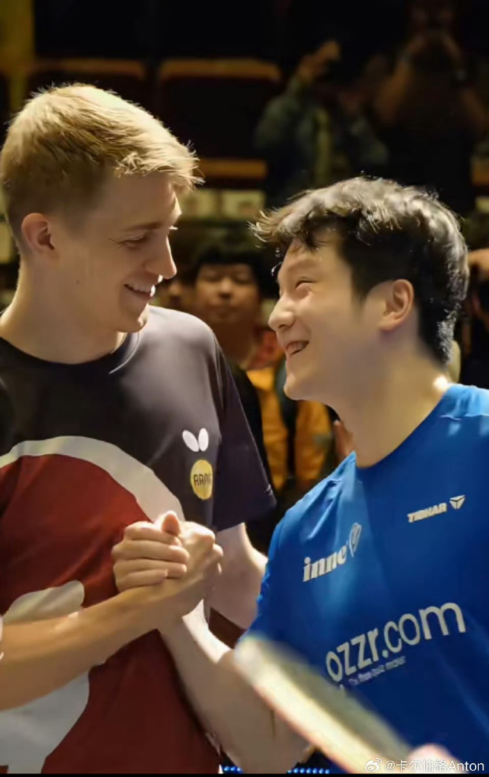 卡尔伯格欢迎樊振东 樊振东下赛季新队友卡尔伯格发文：欢迎东哥下赛季加入杜塞尔多夫
