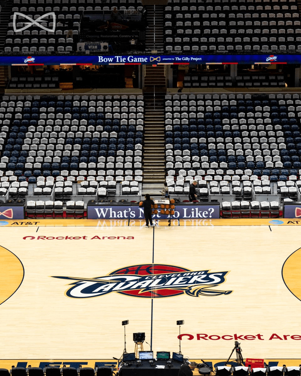 胖东来每年利润50%发奖金看到这个地板设计，你最容易想到的球员应该只有那个男人。